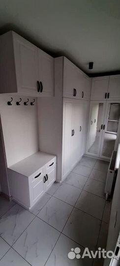 Шкаф в прихожую