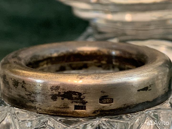 Хрустальный кувшин, солонка, ладья