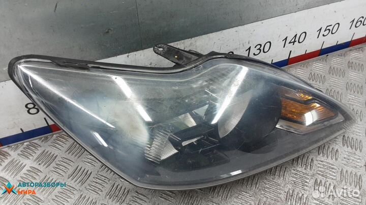 Фара правая Ford Focus 2 рест. 2010