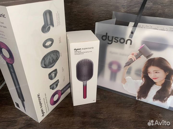 Фен dyson supersonic hd08 + набор расчесок