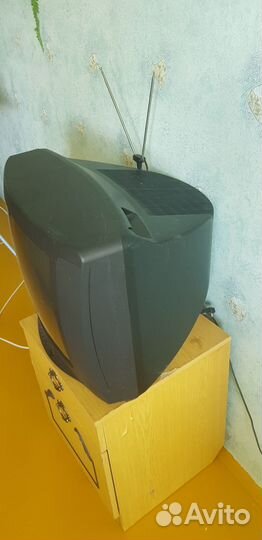 Телевизор samsung