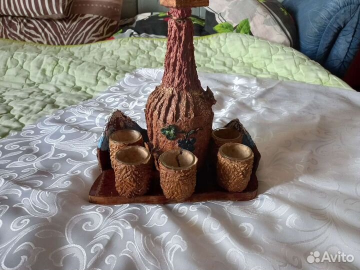 Графин со стопками на подставке из дерева,торг