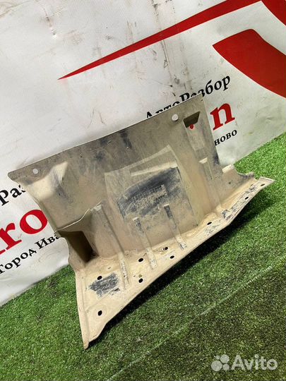 Защита двигателя левая Mitsubishi Lancer 10 X