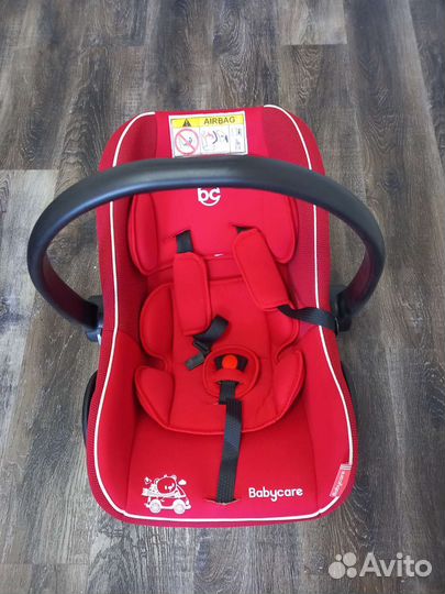 Автокресло BabyCare Lora красный цвет