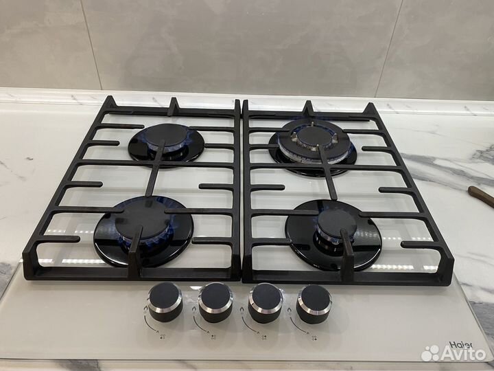 Газовая варочная панель 4 конфорки haier