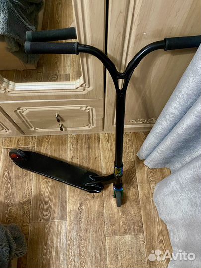 Трюковой самокат