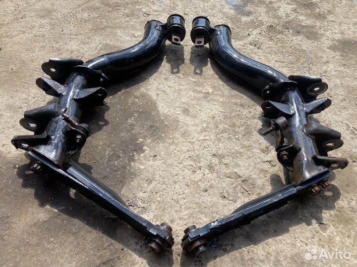 Honda crv 2 Рычаг задний нижний правый и левый