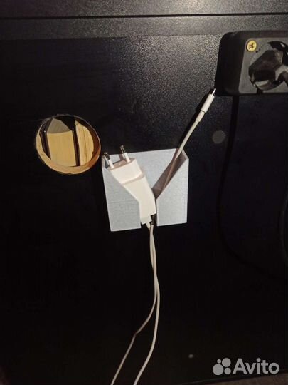 Полочка для телефона