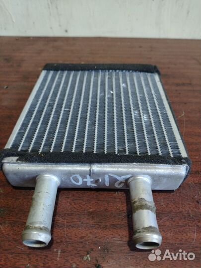 Радиатор отопителя приора