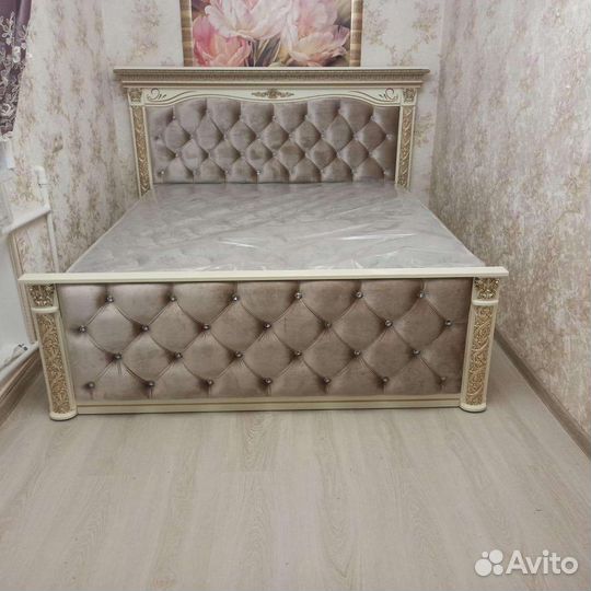 Кровать валенсия