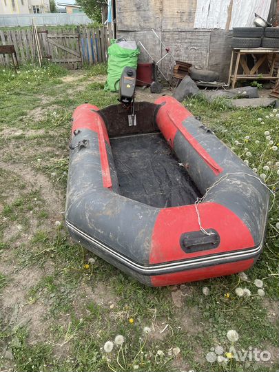 Продам лодку с мотором