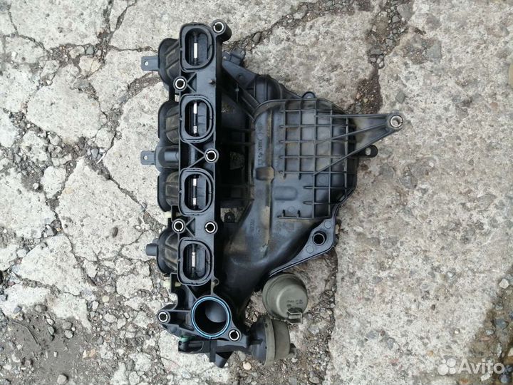 Впускной коллектор Форд Фокус2 2л