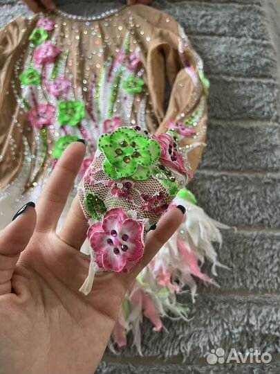 Купальник для художественной гимнастики