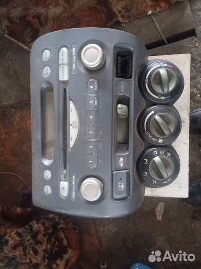 Продам от хонды фит разные запчасти