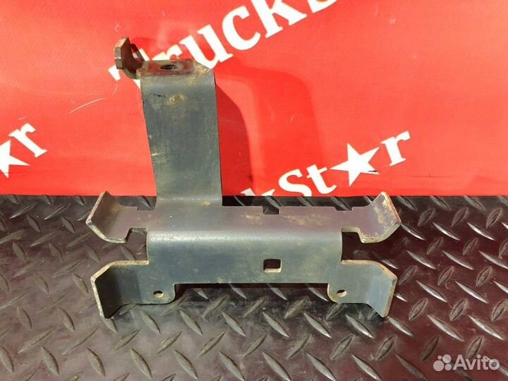 Кронштейн топливной проводки Daf XF105