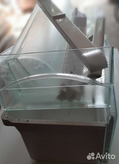 Ящики и полки для холодильника