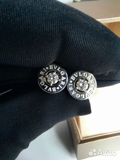 Золотые серьги (Пусеты) Bvlgari с бриллиантами