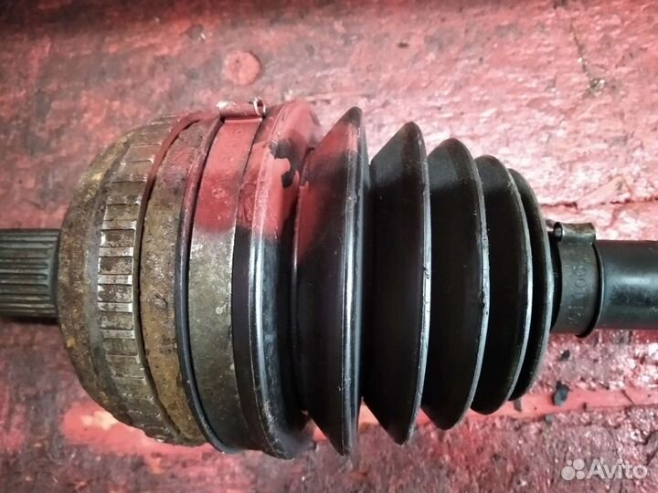 Привод передний правый Honda CRV RD1 USA 1997