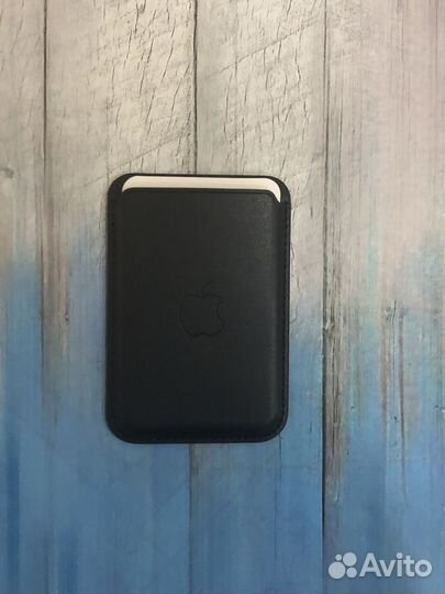 Магнитный кошелек MagSafe для iPhone