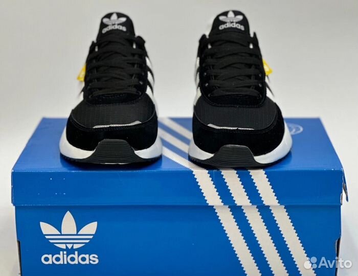 Кроссовки adidas