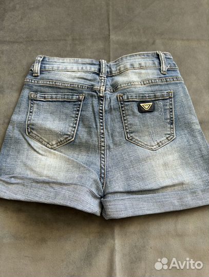 Джинсовые шорты