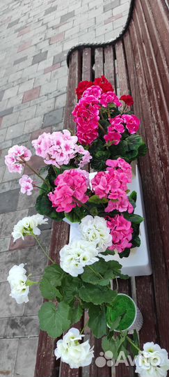 Герань цветы искусственные в горшке