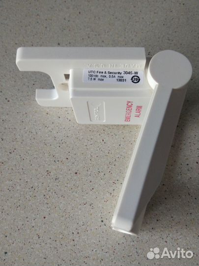 Тревожная кнопка UTC Fire&Security 3045-W