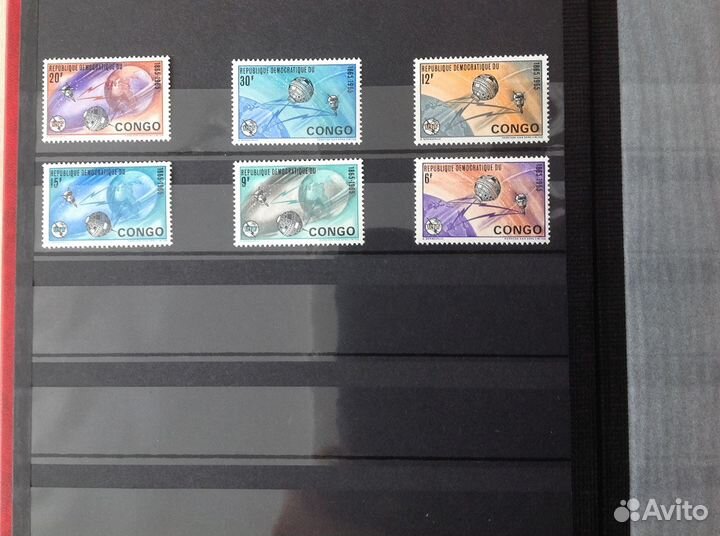 Альбом с коллекцией марок космос