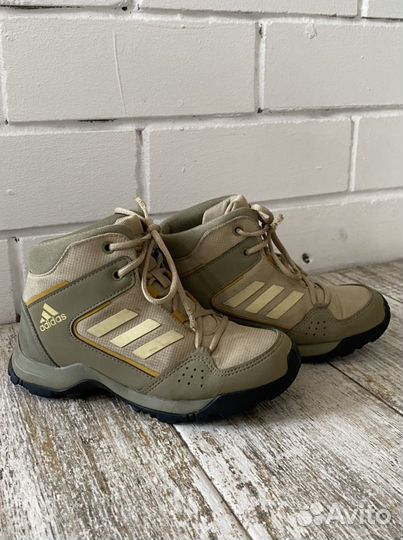 Кроссовки ботинки демисезонные Adidas размер 31