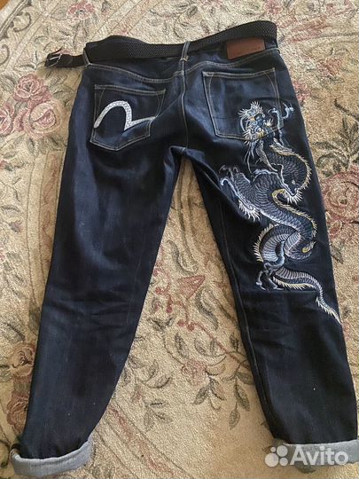 Джинсы evisu