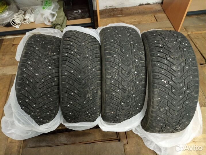 Nokian Tyres Hakkapeliitta 8 225/50 R17 94T