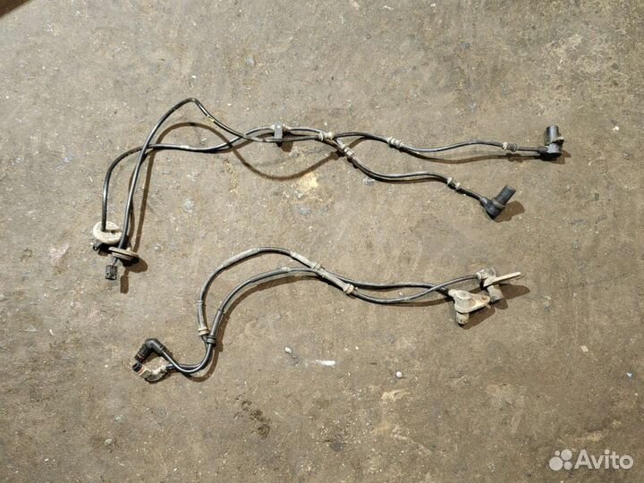 Датчик ABS Mercedes w210