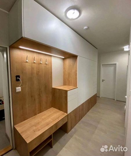 Шкафы в прихожую на заказ от производителя