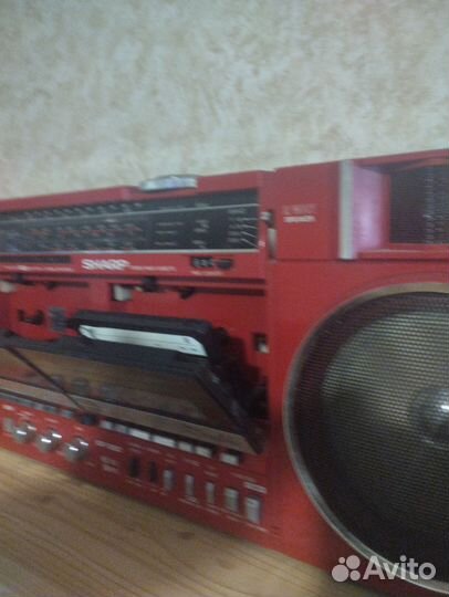 Кассетный магнитофон sharp