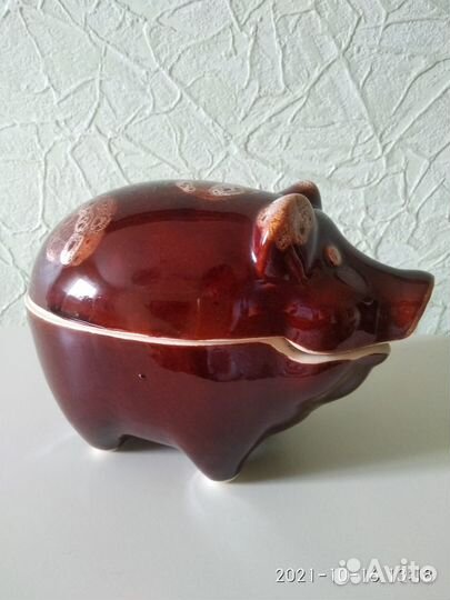 Горшок для запекания «поросенок». Новый