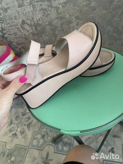 Босоножки женские 37 размер