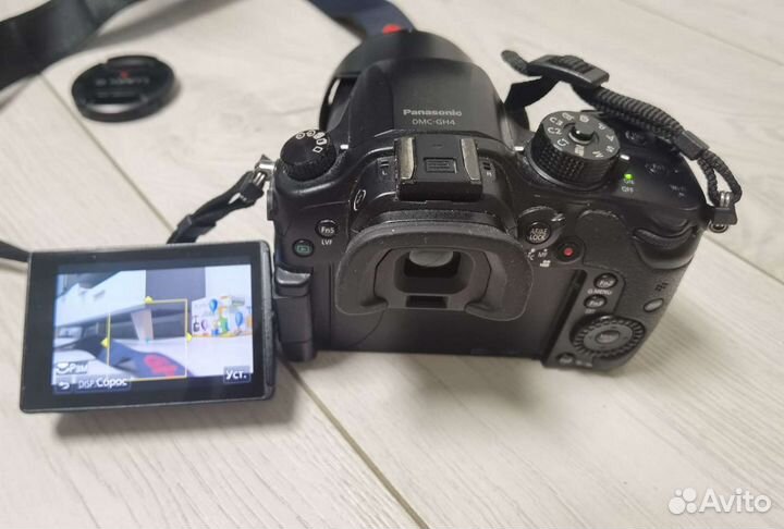 Panasonic Lumix DMC-GH4