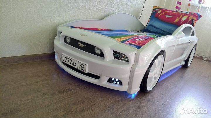 Кровать-машина Мустанг 3D белый