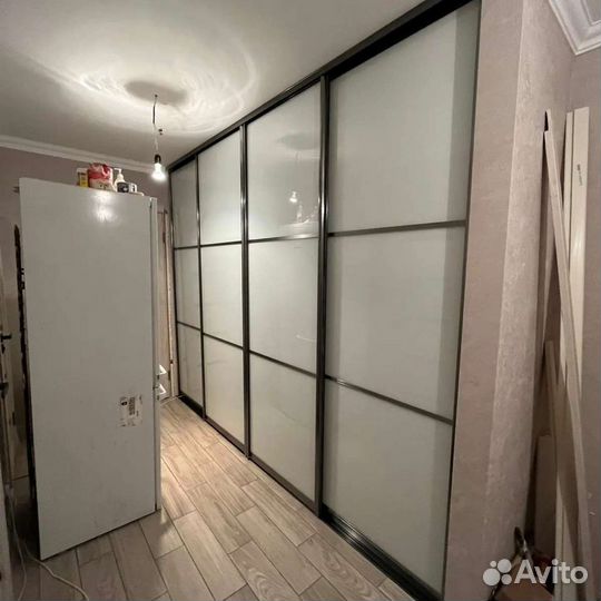 Двери купе, раздвижные перегородки на заказ