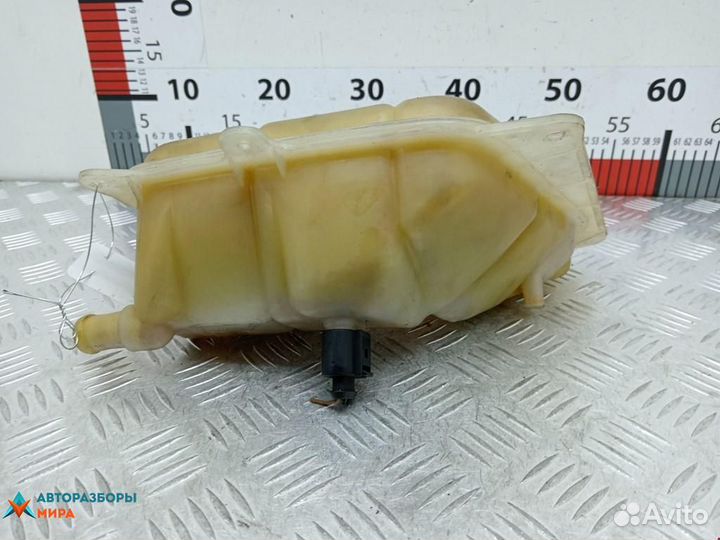 Бачок расширительный Volkswagen Passat B5 1998