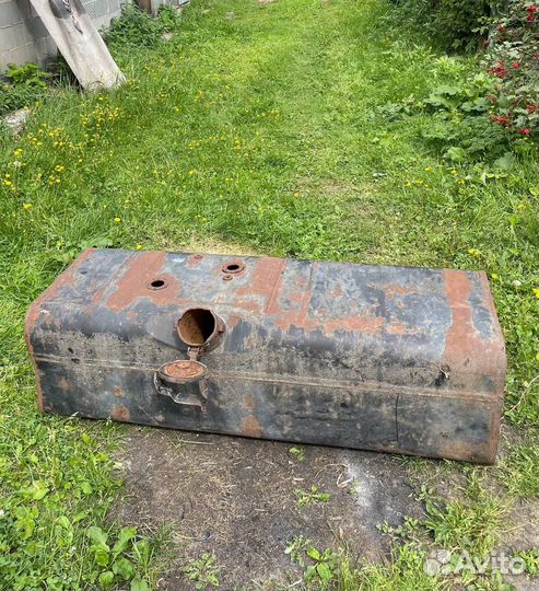 Топливный бак