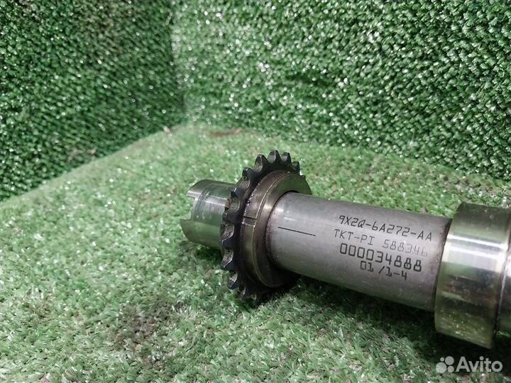 Распредвал выпускной правый Land Rover Discovery 3