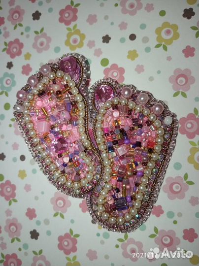 Брошь ручной работы 