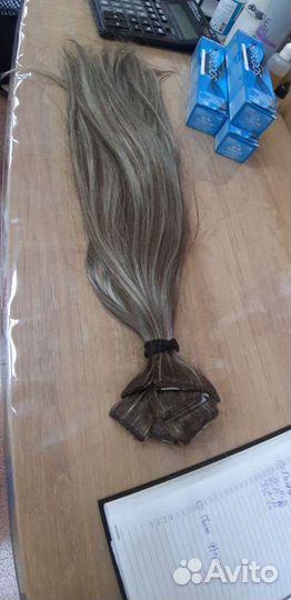 Волосы на заколках искусственные