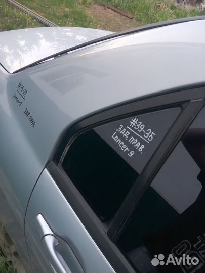 Форточка крыла задняя правая Mitsubishi Lancer 9
