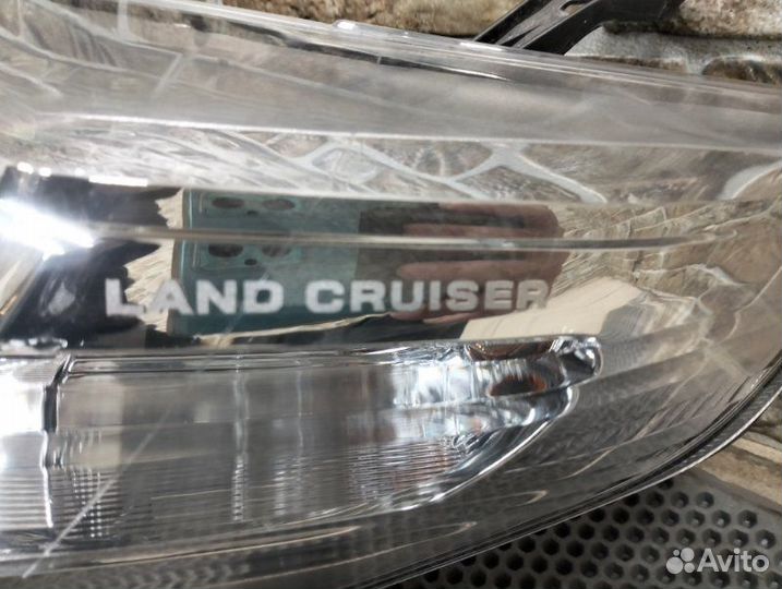 Фара левая Toyota Land Cruiser Prado