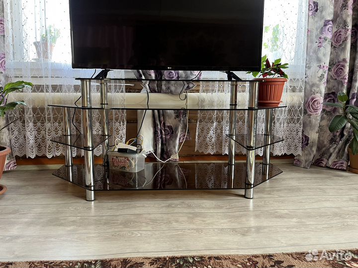 Комод под телевизор