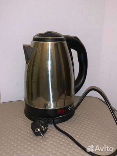 Электрический чайник Gemlux серебристый