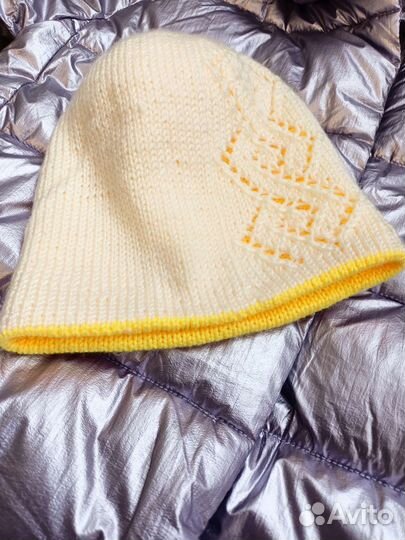 Шапка для девочки новая
