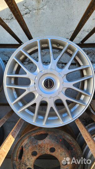 Bridgestone Vaggio M18 R17 5x100/5x114,3 из Японии